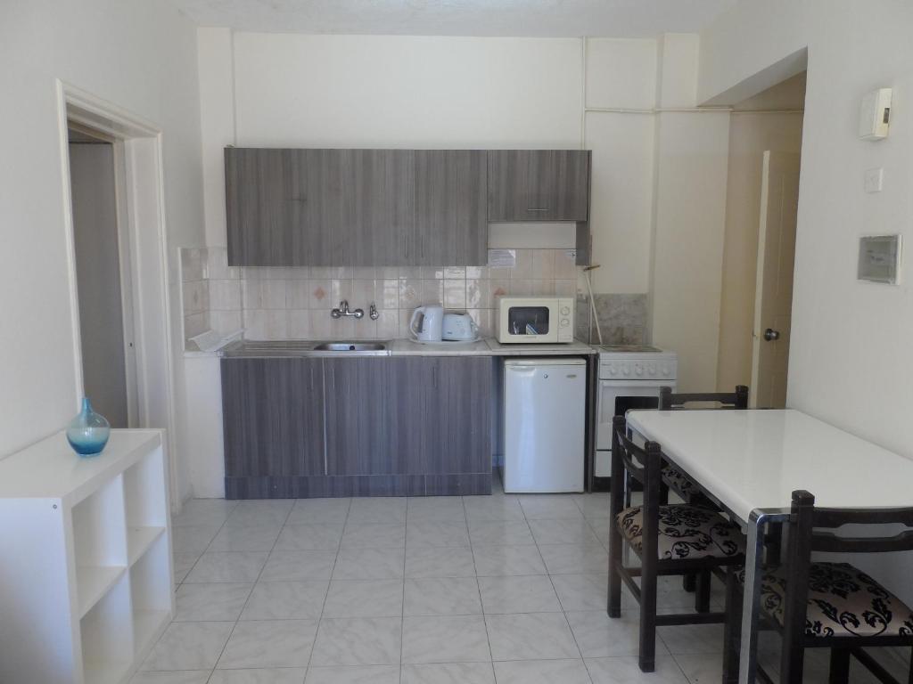 ليماسول Geotanya Apartments المظهر الخارجي الصورة